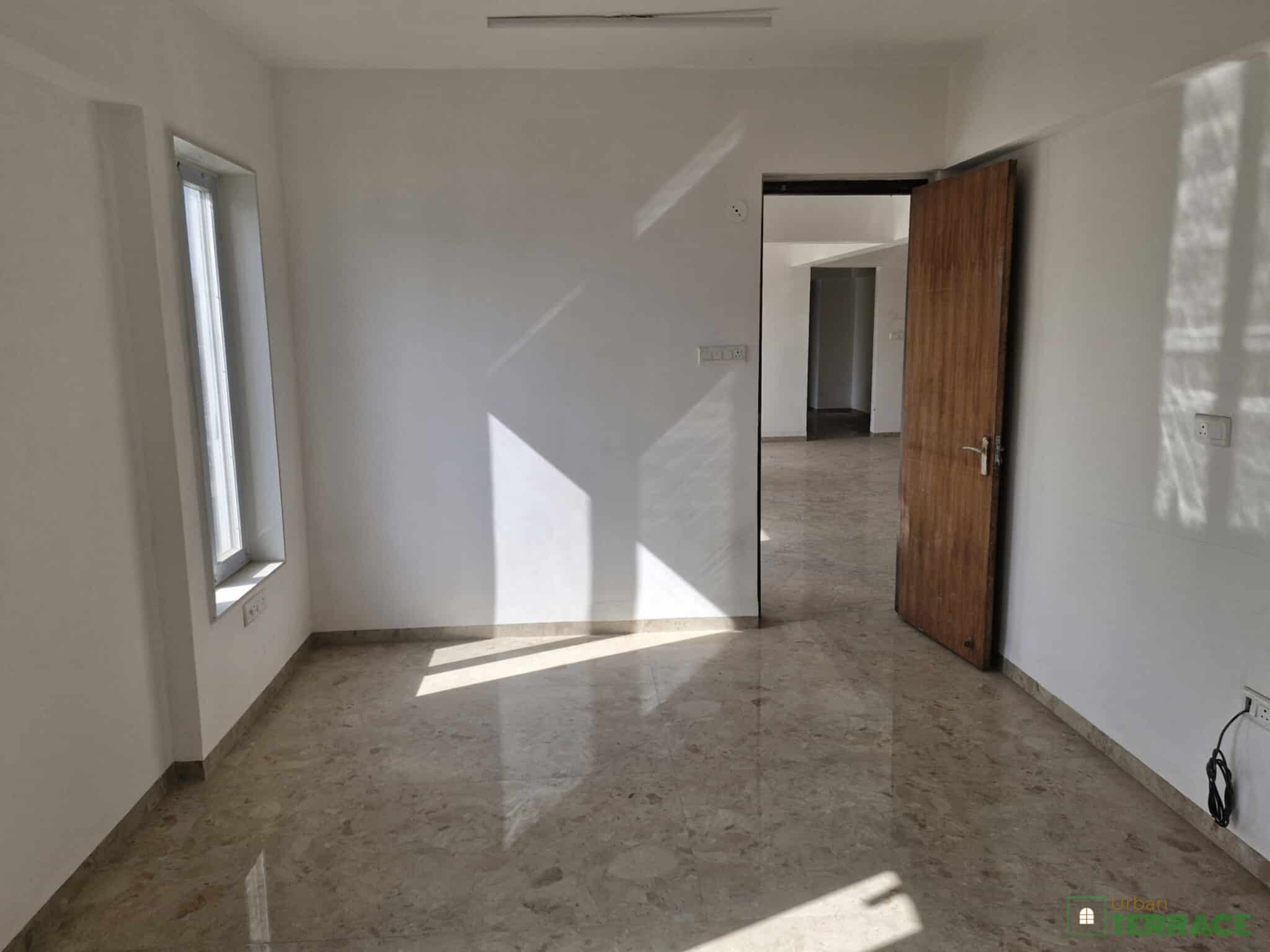 bedroom of 4bhk flat for sale at race course road by urban terrace