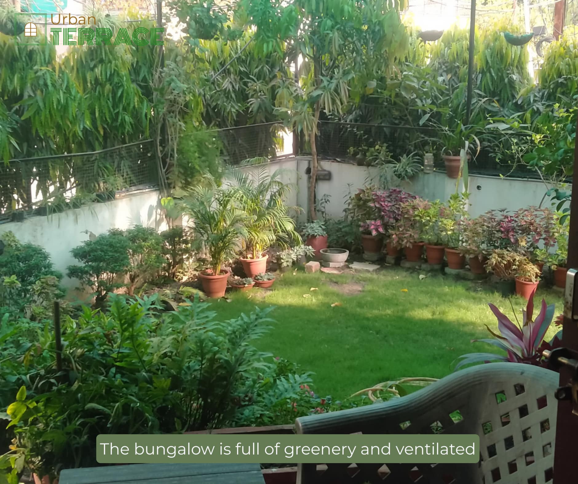 green ventilated bungalow for sale at manishpuri